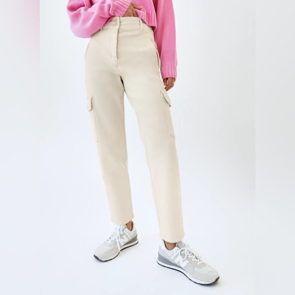 * NEW Wilfred Modern Cargo Twill Stretch Pants in Pumice Grey ( Cream ) Size 8